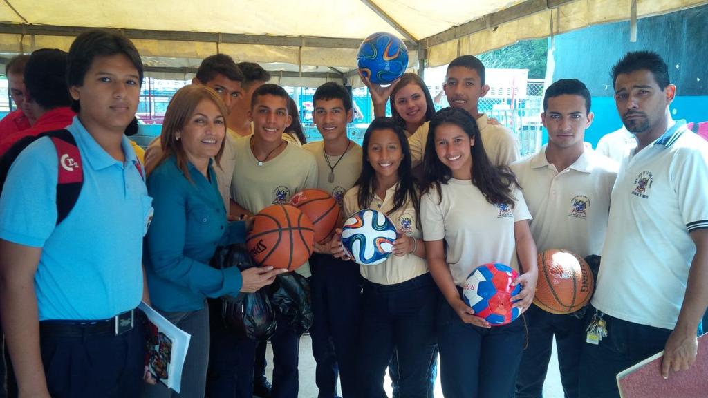 ESINSEPSA's tweet image. Cmdte Gob @WcastroPSUV #PoderPoder - UBCH promueven conciencia revolucionaria a nuestra Juventud #VenezuelaDeportiva