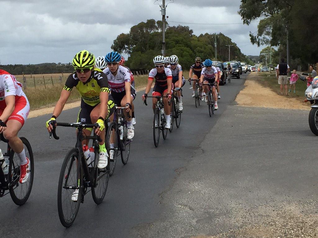 cherswanee's tweet photo. Second bunch at Moriac @CadelRoadRace #CadelRoadRace @CyclingAus #NRS15 http://t.co/drL42avHnO