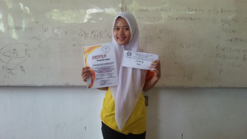 XIIaccountingg_'s tweet photo. Puisi juara I &amp; II @Endangsrirahma @likafatmadiana3 http://t.co/eiAIRfN4wr