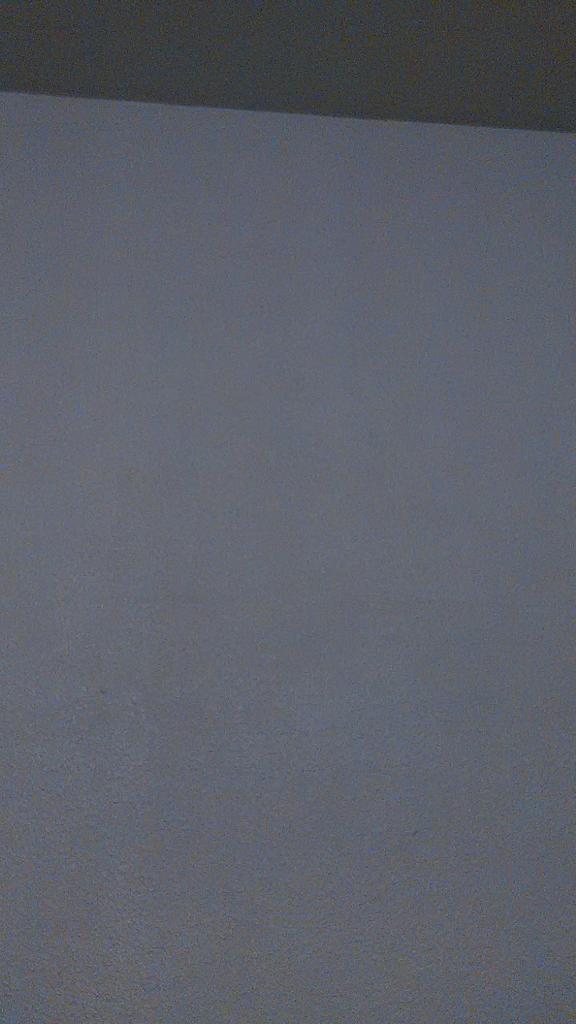 DejaGray05's tweet photo. @bwagner52068 I've been staring at the wall all day http://t.co/NQl7mAVTr0