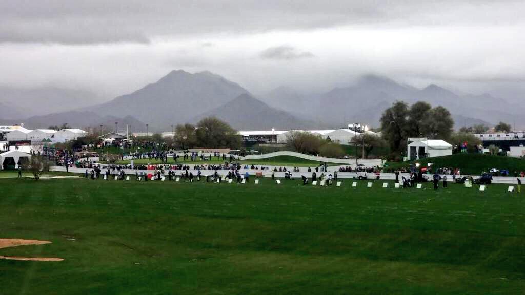 sassyraegan's tweet photo. While you were all at school I was working the greenest show on grass. #InsideTheRopes #ScoreHolder π #PhoenixOpen http://t.co/FfEVaqI6Xw