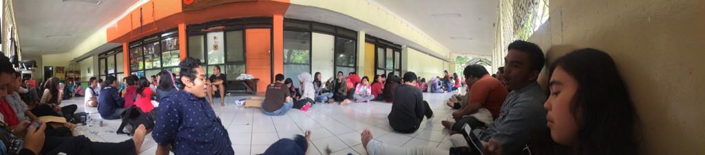 Hallo semuaaa! apakabarnya nihh?:) sekarang kita lagi tm1 FTS25 nih!😊😊