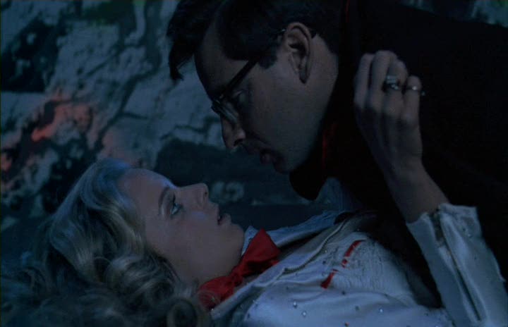 childs_randy's tweet photo. Nerd arrested for sexual assault #ReWriteAFilmIn5Words http://t.co/XlOUal5qcN