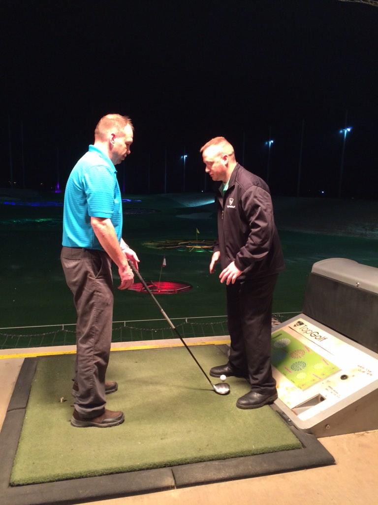 Needing a little assistance <a href="/TopgolfAllen/">Topgolf Allen</a> 😄😳😂😜