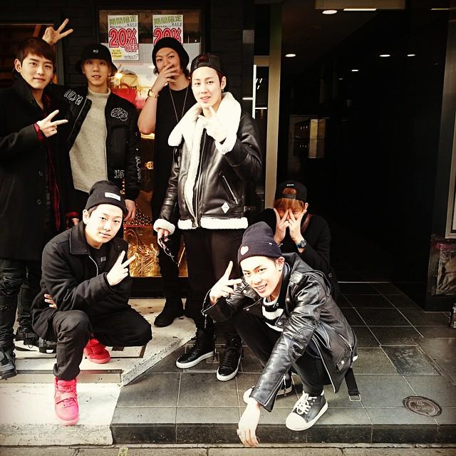 B8q1g2iIQAAEBAh.jpg:large