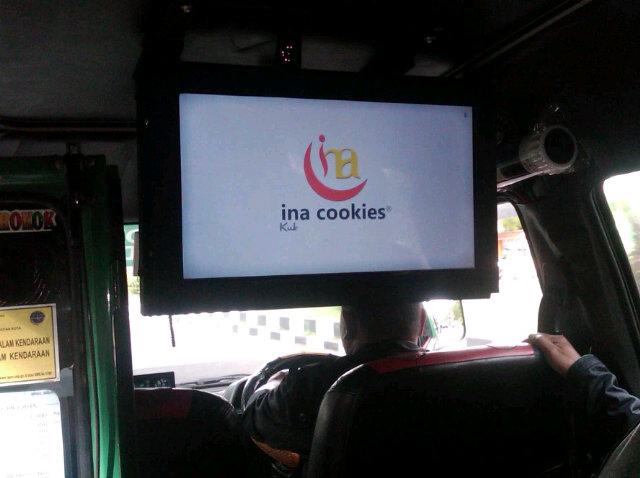 Sae pisan angkotna pa aya tv sareng free charging oge.....pokoknamah mantap@ridwankamil @BANDUNGRETWEET