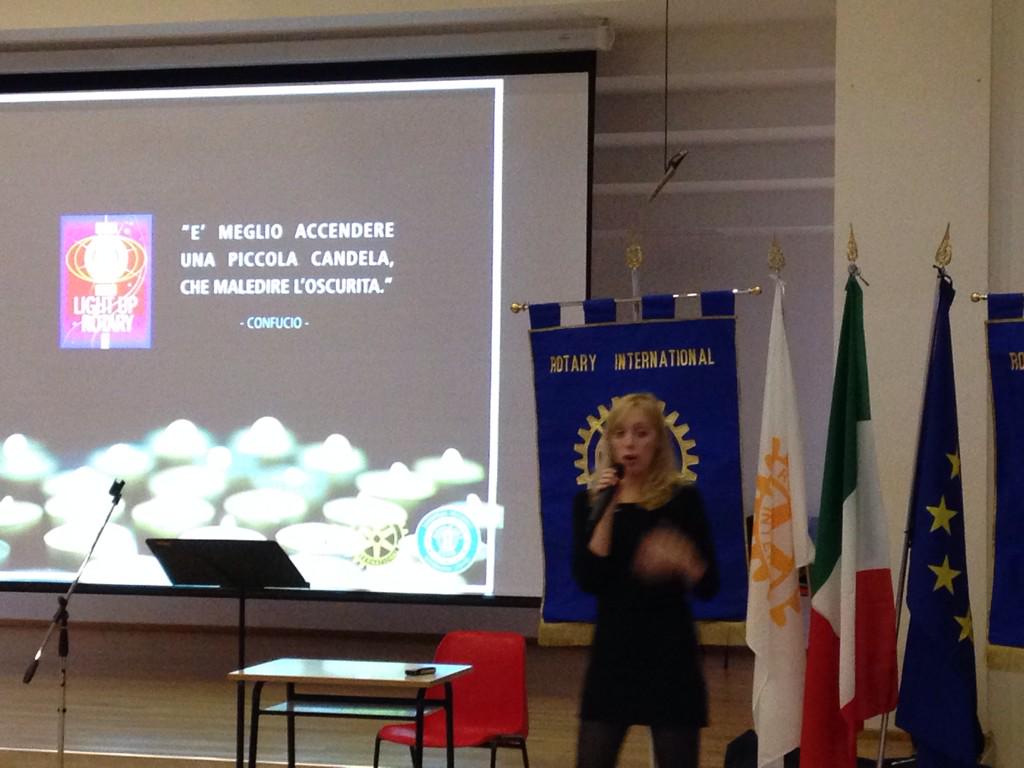 RotaryV's tweet image. È meglio accendere una candela che maledire l'oscurità #lightuprotary