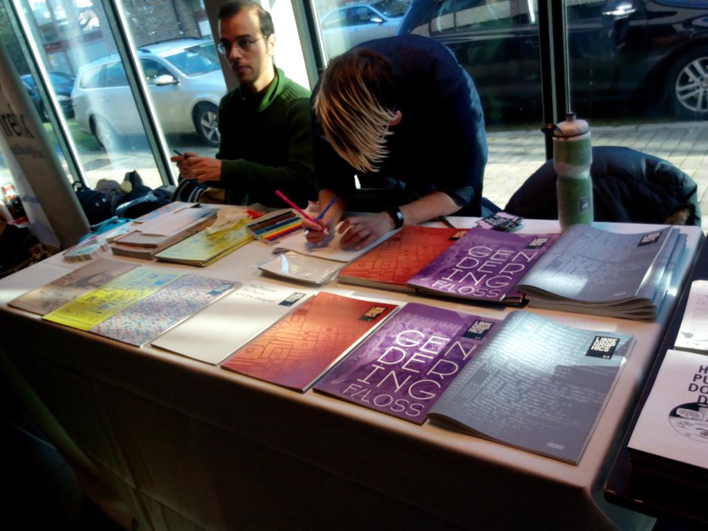 libgraphicsmag's tweet image. We&apos;re at #FOSDEM &amp;amp; launching 2.3, The Type Issue! Come see it or get your copy if you&apos;re a subscriber &amp;lt;3 #libretype