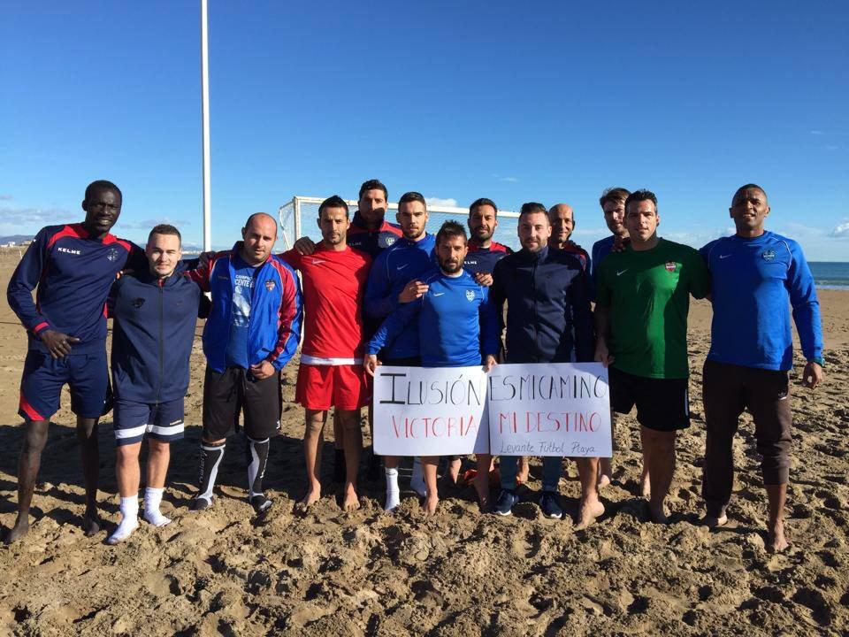 Nuestro mensaje de apoyo al <a href="/LevanteUD/">Levante UD</a> #LaUniónEsLaSalvación