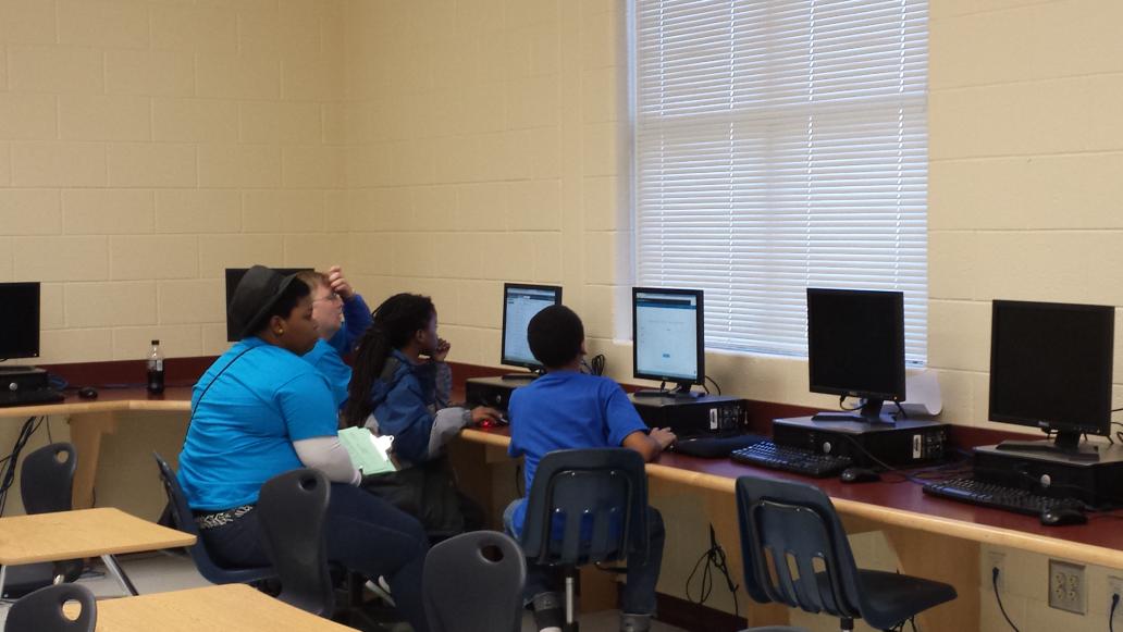 fultonitdept's tweet photo. @FCS_TechComp is in full swing.  @Reedtierra judging students from Seaborn Lee. #fcsvanguard http://t.co/4TwYol8xFb