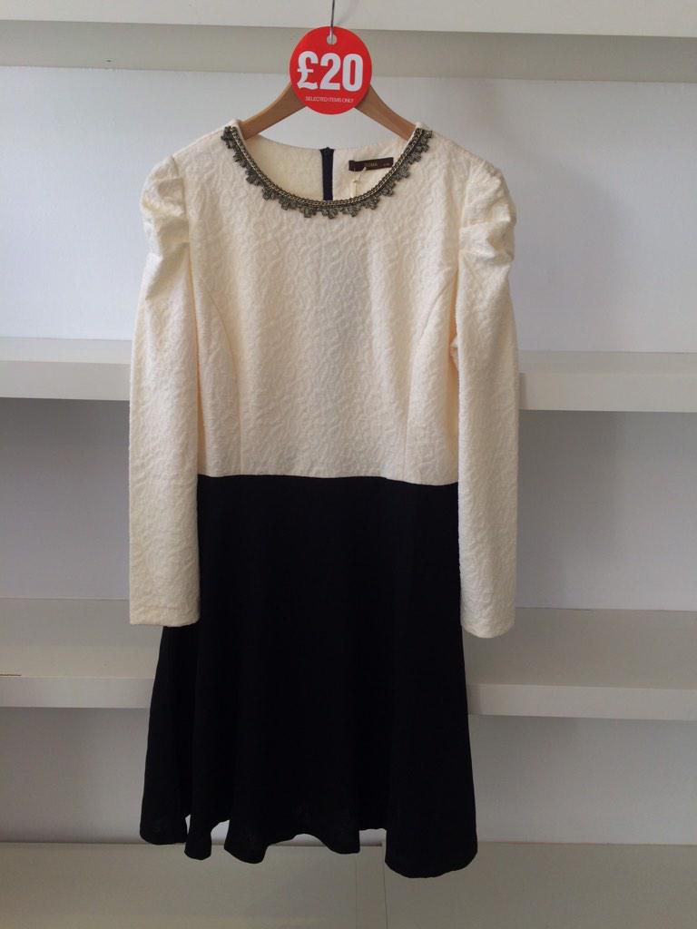 <a href="/QueenB_Boutique/">TheQueenB_Boutique</a> Final day of our sale - grab a bargain#sale#final reductions#bargain#ladies@clothes#barry#penarth