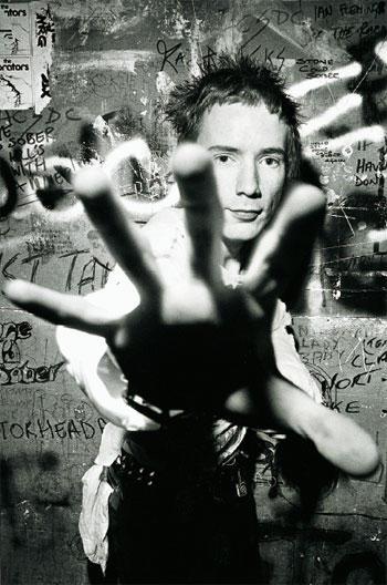 Happy birthday John Lydon. Photo by Dennis Morris, 1977. 