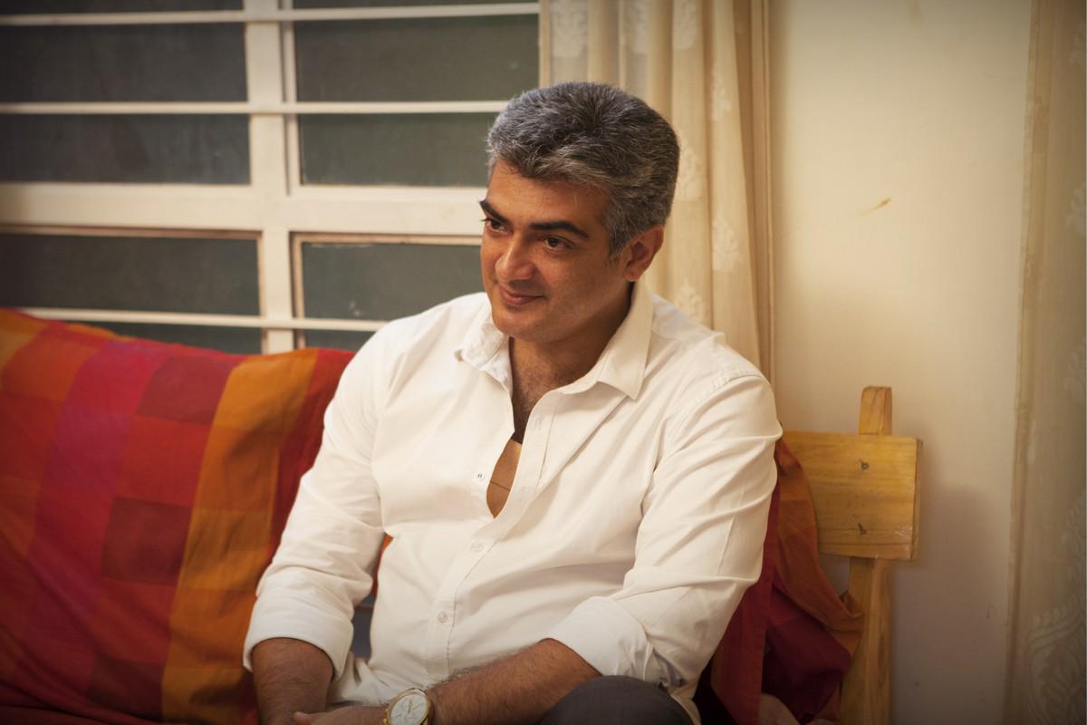 behindwoods's tweet image. #YennaiArindhaal takes pole position yet again....

#Thala #Ajith #Trisha 

behindwoods.com/tamil-movies-c…