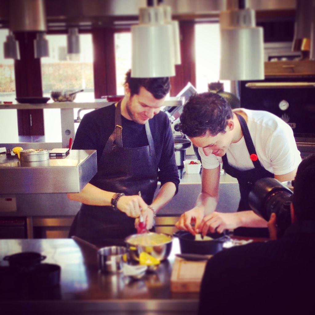 Gertdemangeleer's tweet image. #keepontesting #newdishes #staub #demeyere #bistroless