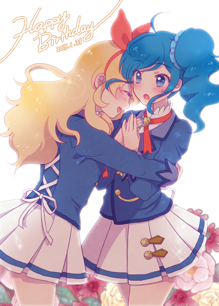 s_naju's tweet photo. いちご「あおいーっ誕生日おめでと〜っ！！！」  #霧矢あおい生誕祭 #霧矢あおい生誕祭2015 間に合った…っ http://t.co/kbyLCG2Al8