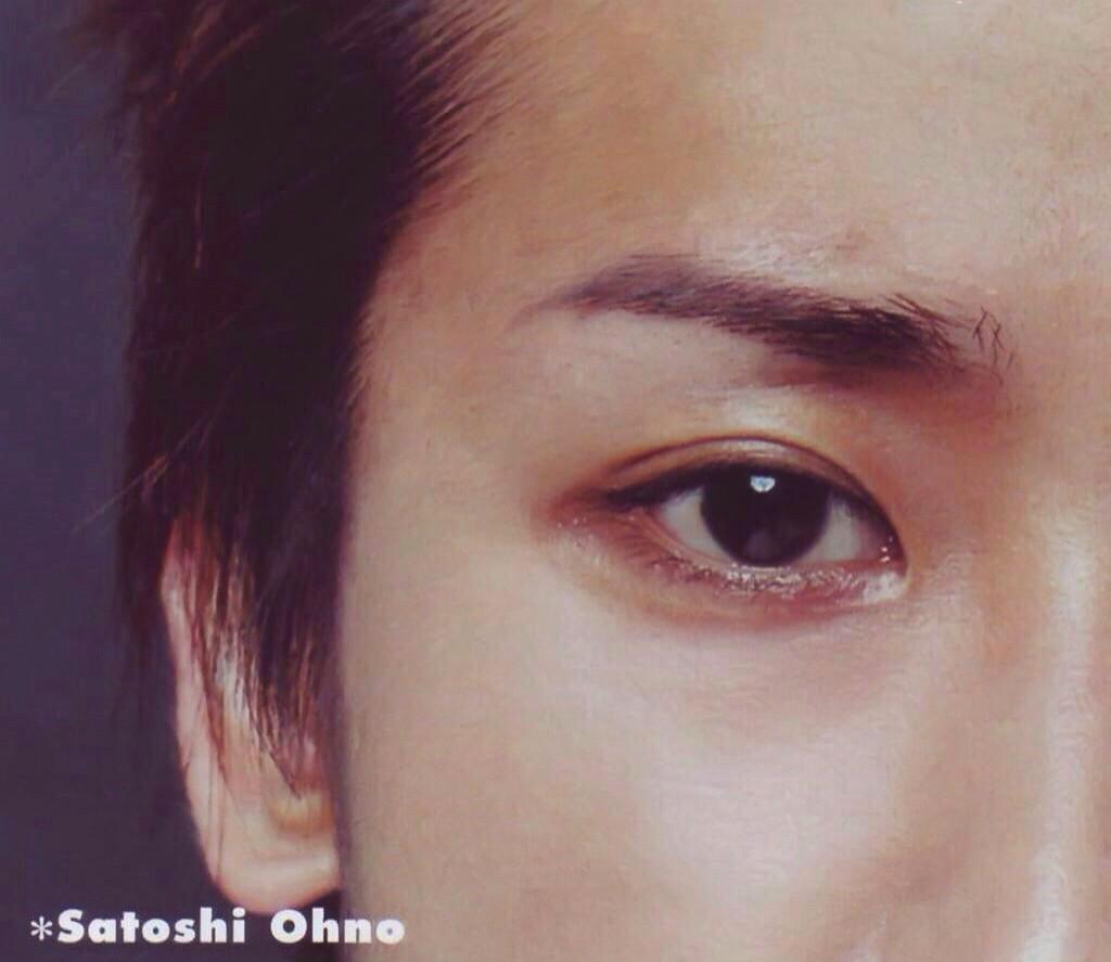 HituziSho's tweet photo. 綺麗な眉毛と目 http://t.co/4EW98Id5di