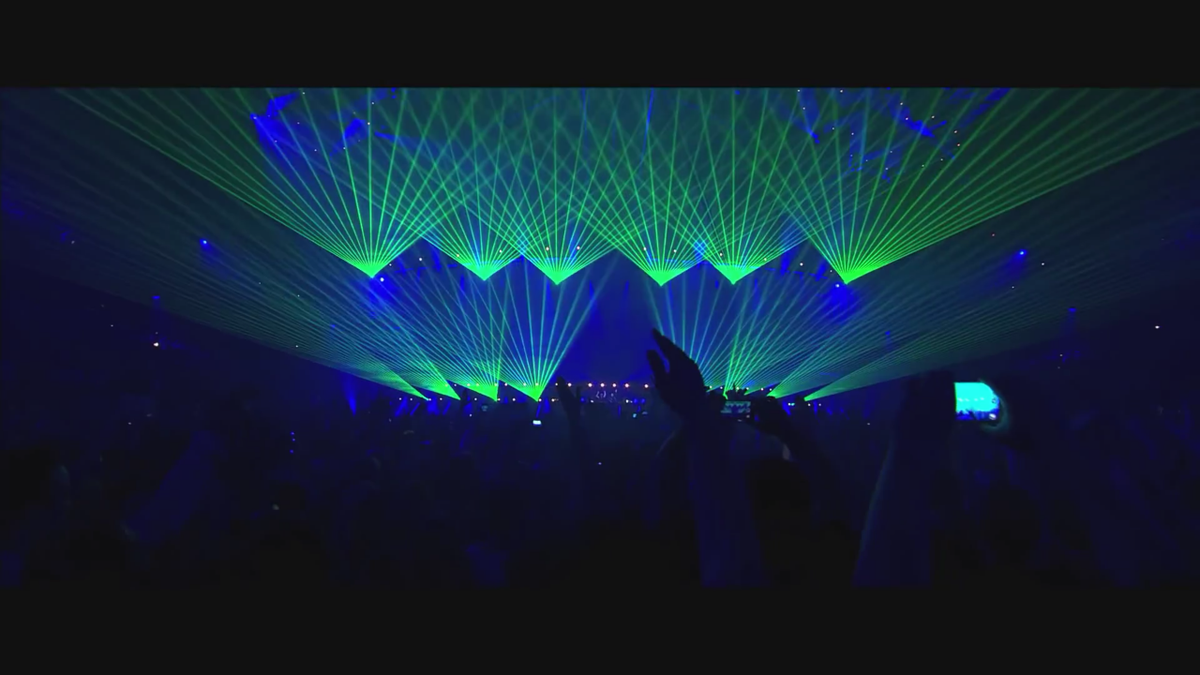 carooo_aquino's tweet photo. Today is the day.
Tonight is The night. @dimitrivegas @likemike #BTWTM #MADNESS #DVLM #WORLDTOUR http://t.co/TTblgZwSAn