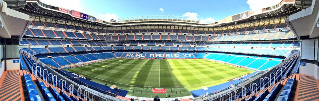Fmartin_DC's tweet photo. Solo un equipo único tiene un estadio único #HalaMadrid ya estamos con @deleads @MikyRofe @cesar2824 y demás http://t.co/WzciPC4Glg