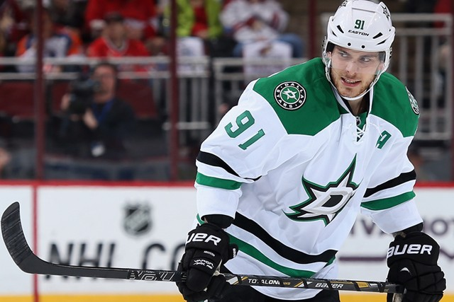 Happy Birthday to former and active center Tyler Seguin!    