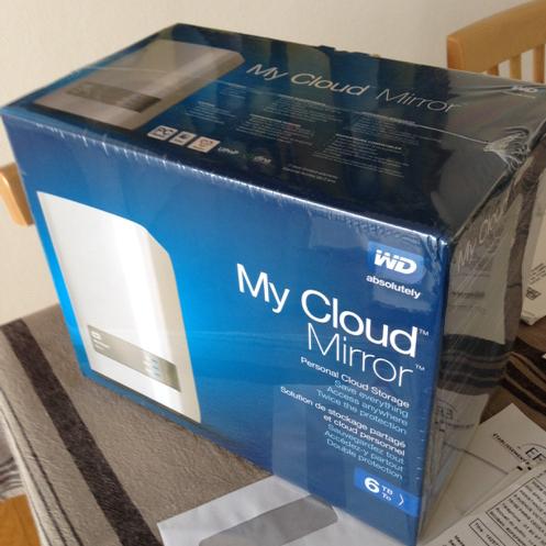 scasagra's tweet photo. My #wd #myoud mirror RAID 1 is here, how much storage? 6 freaking TBs http://t.co/ScXS9zNI4g
