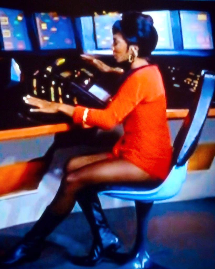 Ray Mach on Twitter: "Back in time with sexy #milf Lieutenant Uhura off