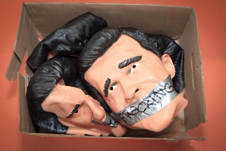 erichpica's tweet image. Anyone need a box of #romney2012 masks. It looks like we won't be needing them after all. #recycle #climatesilence