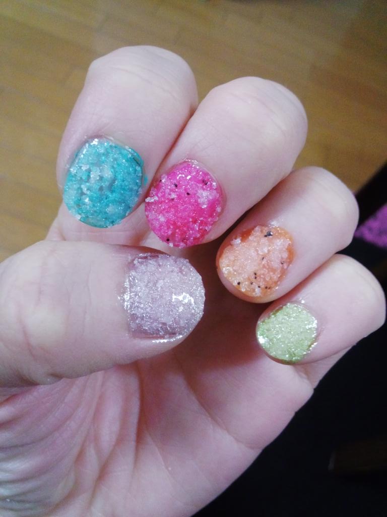 塩ネイル なんだよそれ汚ねーなｗ いやいや割とホントに流行ってるらしい Togetter