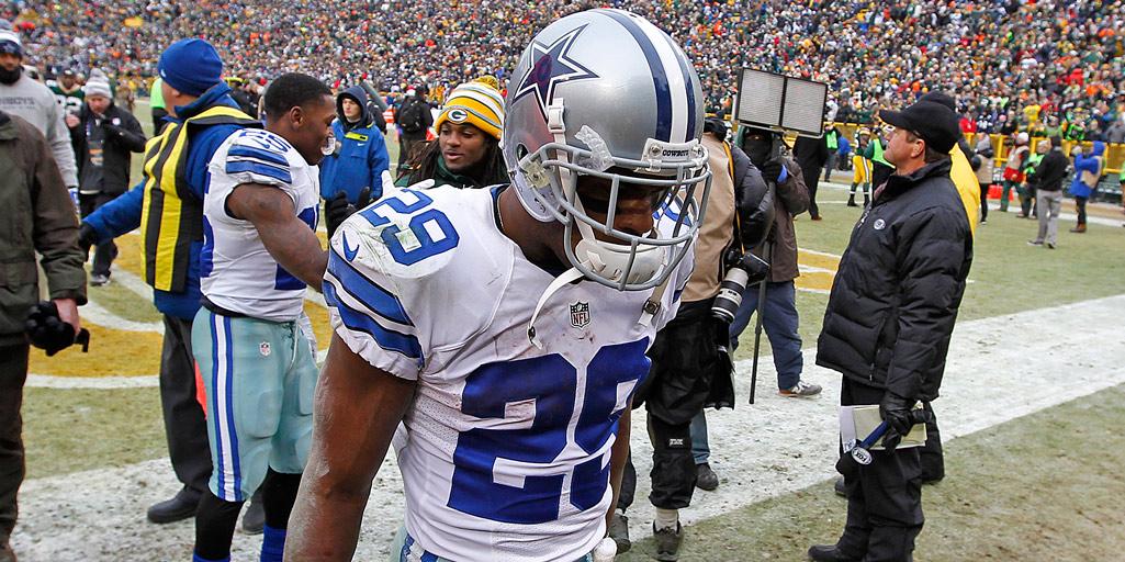 NFL's tweet image. .@DeMarcoMurray heard that he might be replaceable to the @DallasCowboys: at.nfl.com/ewF9Jgh