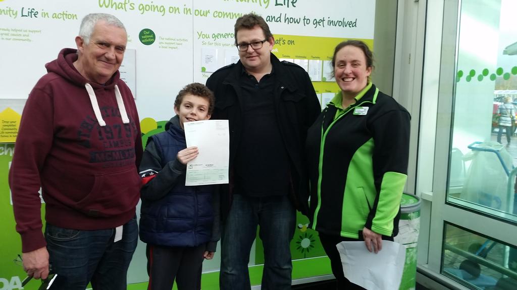 Mike &amp; Gary from individually different came into store today to collect their £50 cheque from the green  token vote