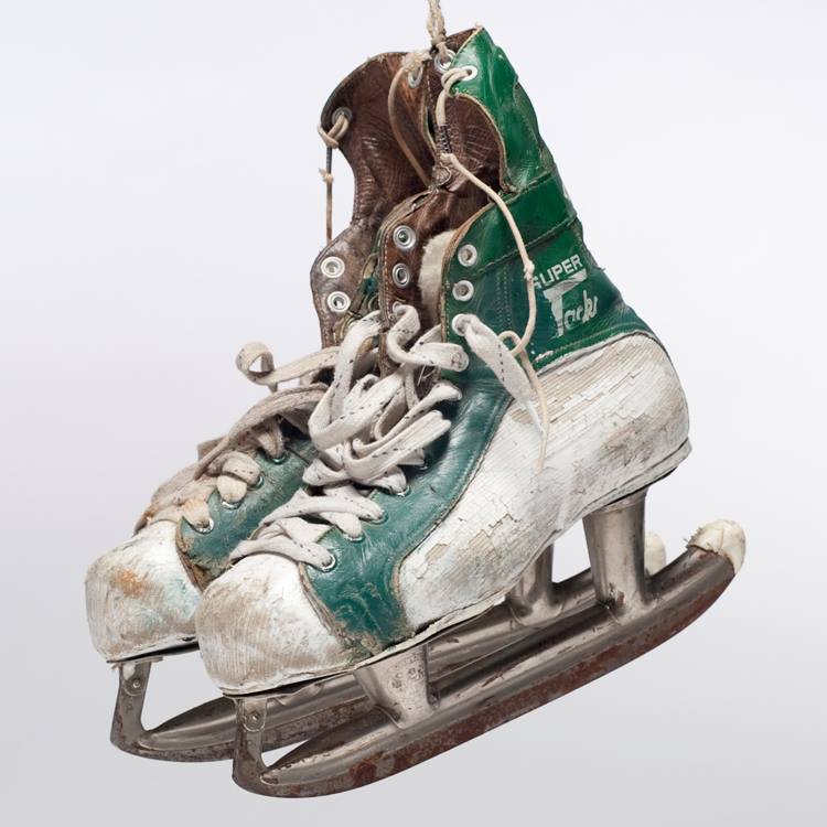 california golden seals white skates