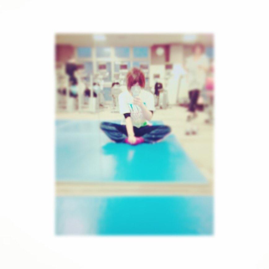 Oo_339_oO's tweet photo. 》EXPGオーディション《
オーディションまで28日！
カウントダウンが迫ってきました。
毎日走って筋トレして歌って…の繰り返しでしんどいけど全部自分の為！
絶対夢叶える。
私には皆がついてる

#応援してくれる人RT
#拡散希望 http://t.co/D5hq6DSWhV