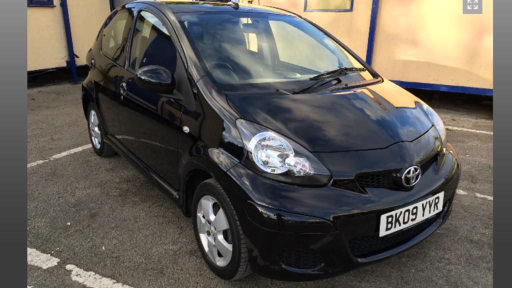 CARS_ITS's tweet photo. #Toyota #aygo 1.0 Black NOW SOLD to another very happy @CARS_ITS customer, thank you for choosing ITS Cars. http://t.co/uIUJa0bMqh