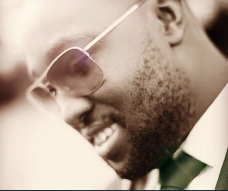 AffiliateCartek's tweet photo. Tributes pour out for the late Simba Mhere #RIPSimba http://t.co/b8uX99EAlk http://t.co/fgO3TX6NAk
