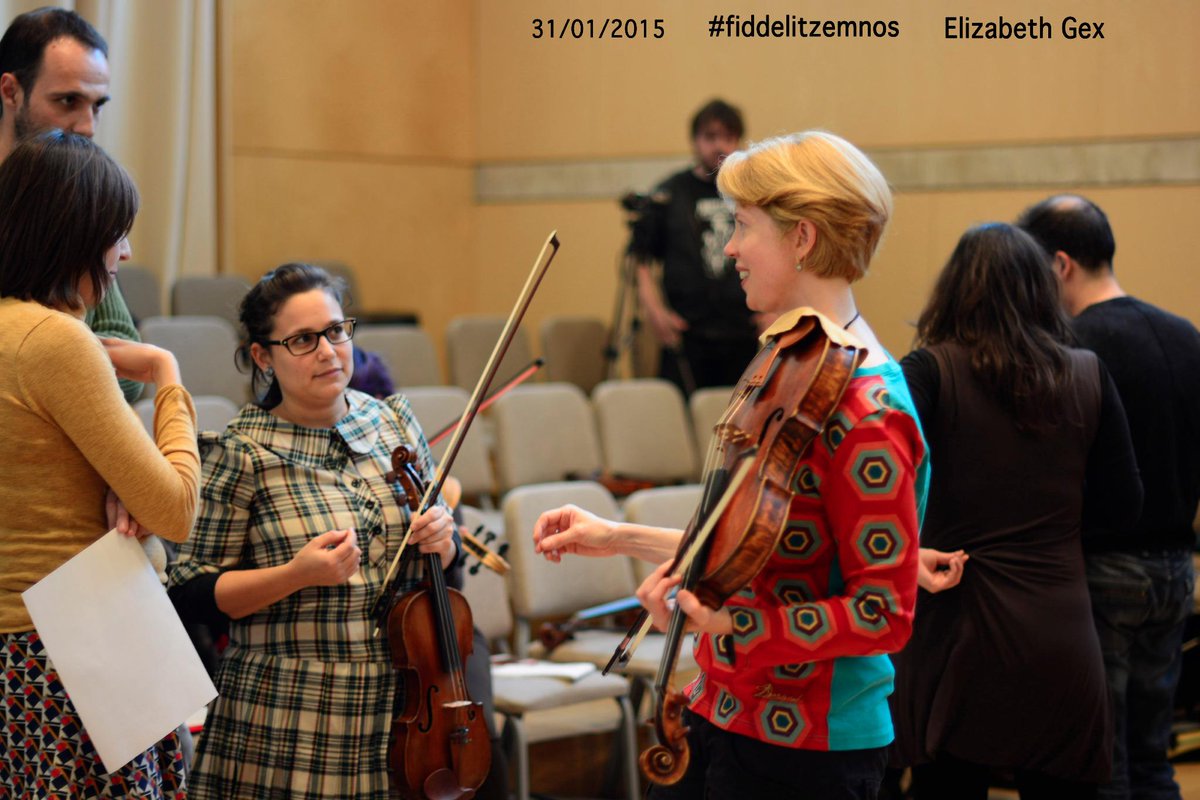 Barcelona Fiddle tweet media