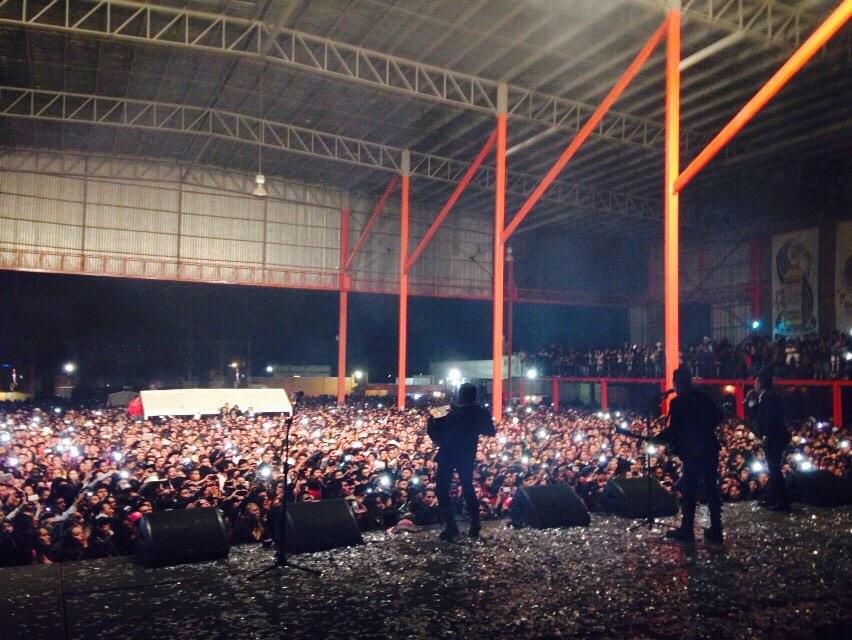 eaglemusicinc's tweet photo. Todo un exito con @inquietosapp http://t.co/p366Fwf0oc