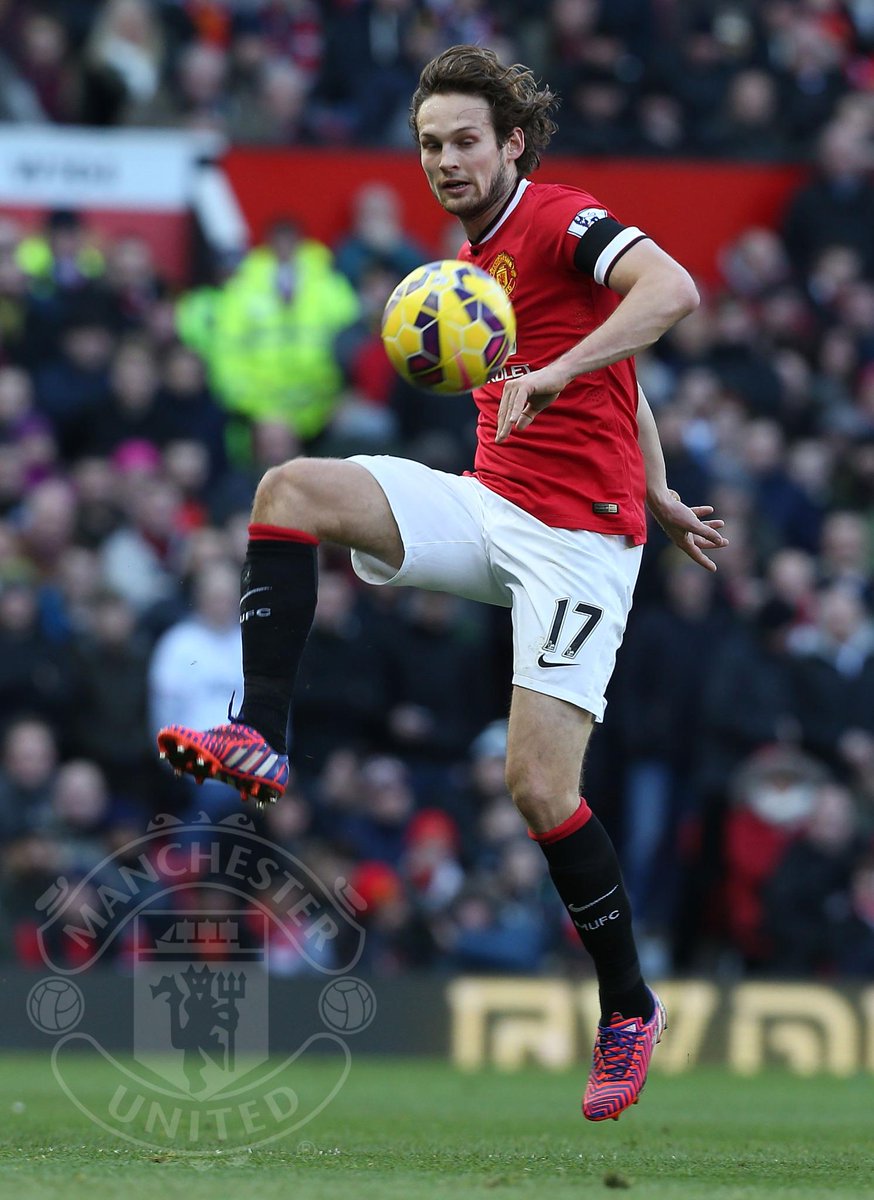 ManUtd's tweet photo. Retweet to cast your Man of the Match vote for @BlindDaley. #mufc http://t.co/ynlINf1Uhx