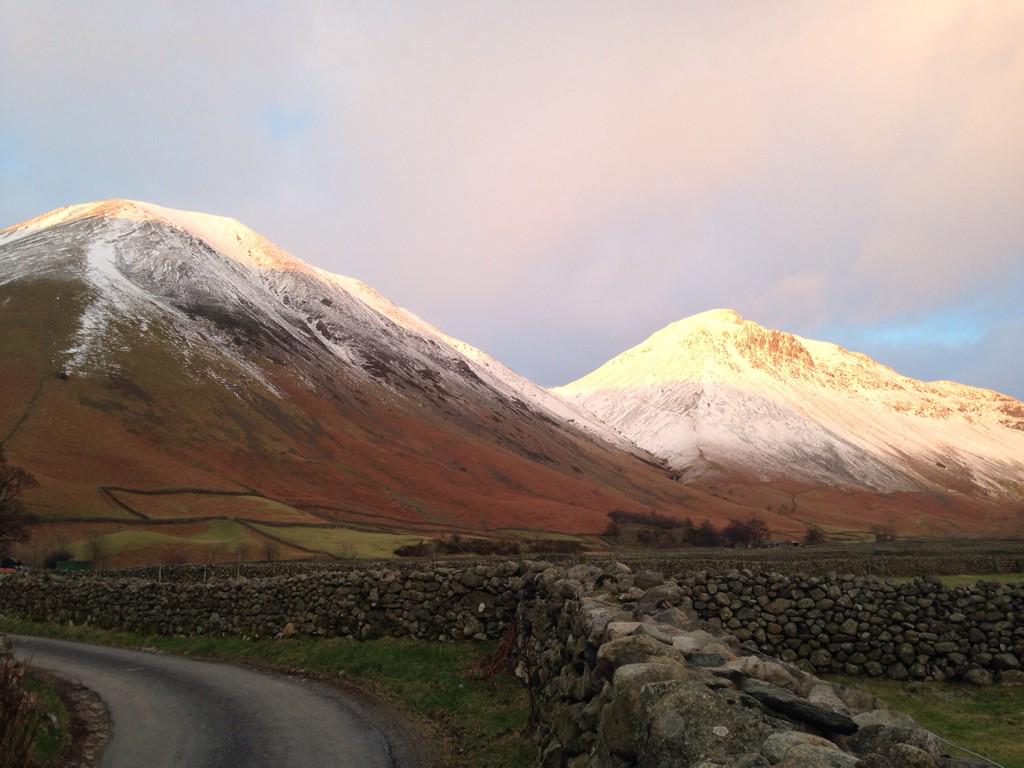 4.15pm Saturday 31st Jam 2015