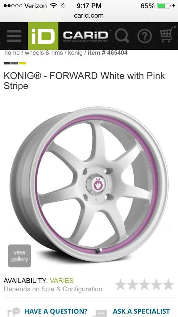 iika16's tweet photo. My baby needs new shoes 😭😭 http://t.co/y78WWJYyFU
