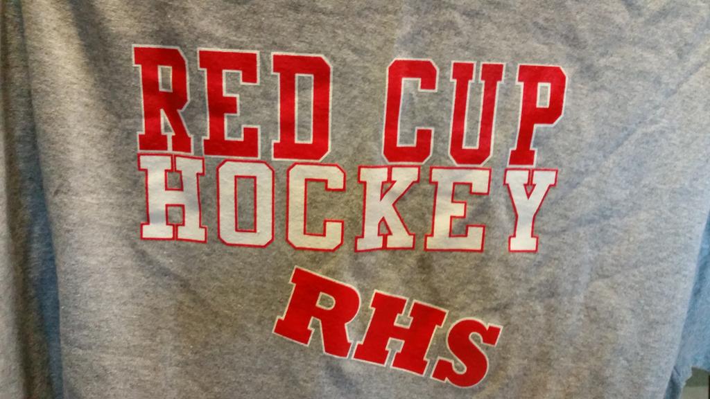 rhsredcup's tweet photo. 5 days till Red Cup..... #TextNoMore http://t.co/KsCNc5yUvt