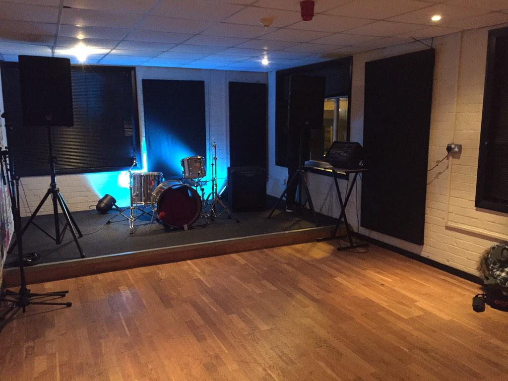 Just got to the venue for the show tonight. Come down to Eiger Studios if you're in Leeds. Gonna be sweet.