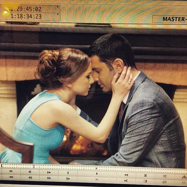 ohayatbenimabvb's tweet photo. #AteşBaharAşkı ♥ ♥ ♥ http://t.co/VgVNKDj86s