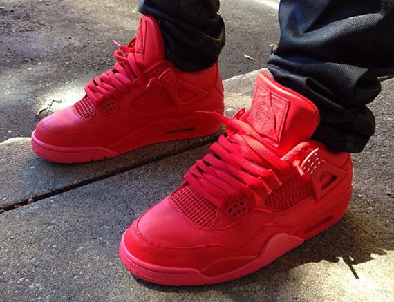 Custom Retros tweet media