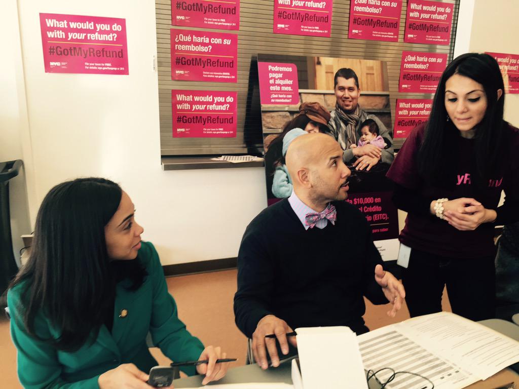 JoinJoyner's tweet image. Bronxites, tax credits can translate into real money. Your money deserves to be in your pockets. #GetYourRefund.