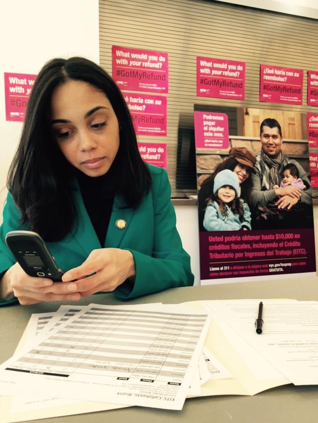 JoinJoyner's tweet image. Bronxites, tax credits can translate into real money. Your money deserves to be in your pockets. #GetYourRefund.