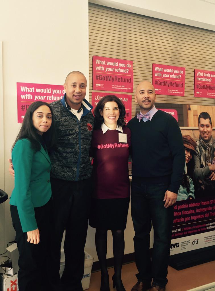 JoinJoyner's tweet image. Bronxites, tax credits can translate into real money. Your money deserves to be in your pockets. #GetYourRefund.