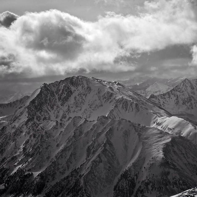 Photo from @downstream_from_noone Ellingwood ridge of La Plata peak <a href="/colorado14ers/">Travis Hightower</a> #14ers … bit.ly/1uMOe9h