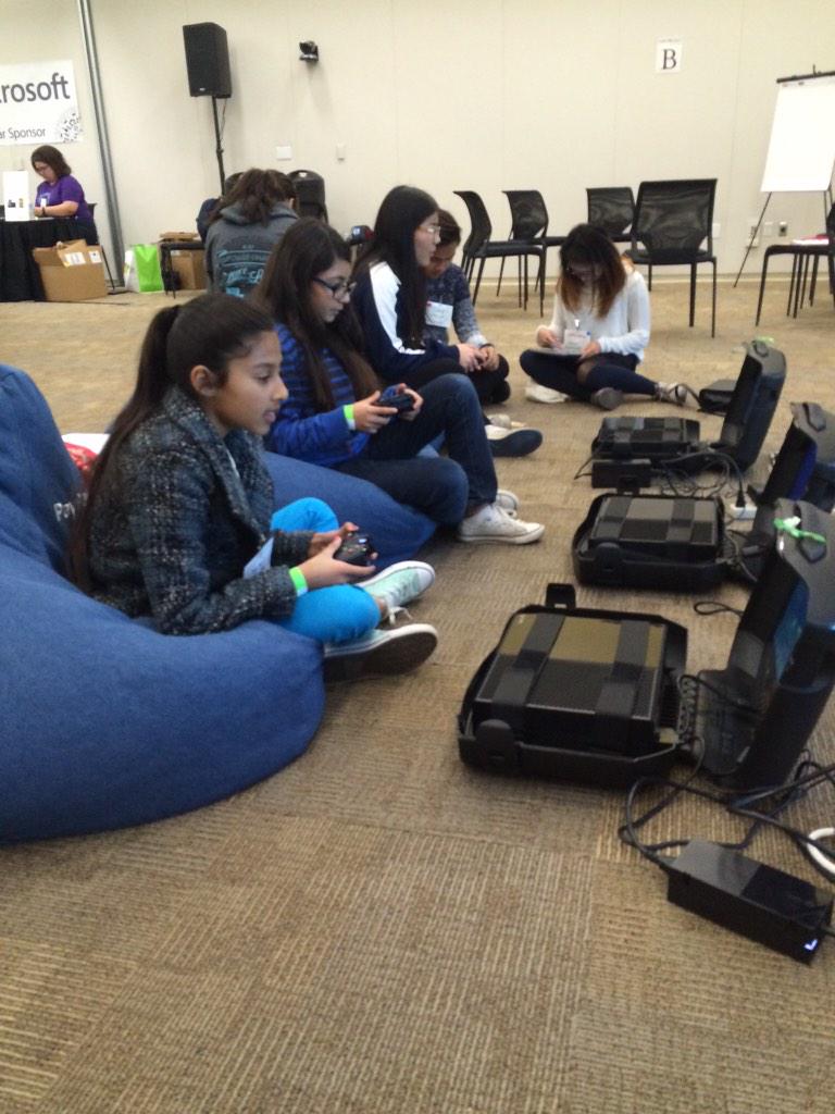 kchiala's tweet image. The next generation of engineers playing  Minecraft! #shesgeeky