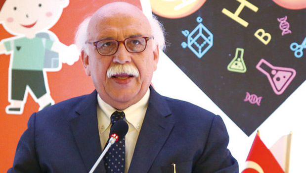 #Aldanıyorlar bu dünyayı bitmez sanıyorlar, makam mansıb nereye kadar, aldıkları veballerden 2 büklüm olacaklar