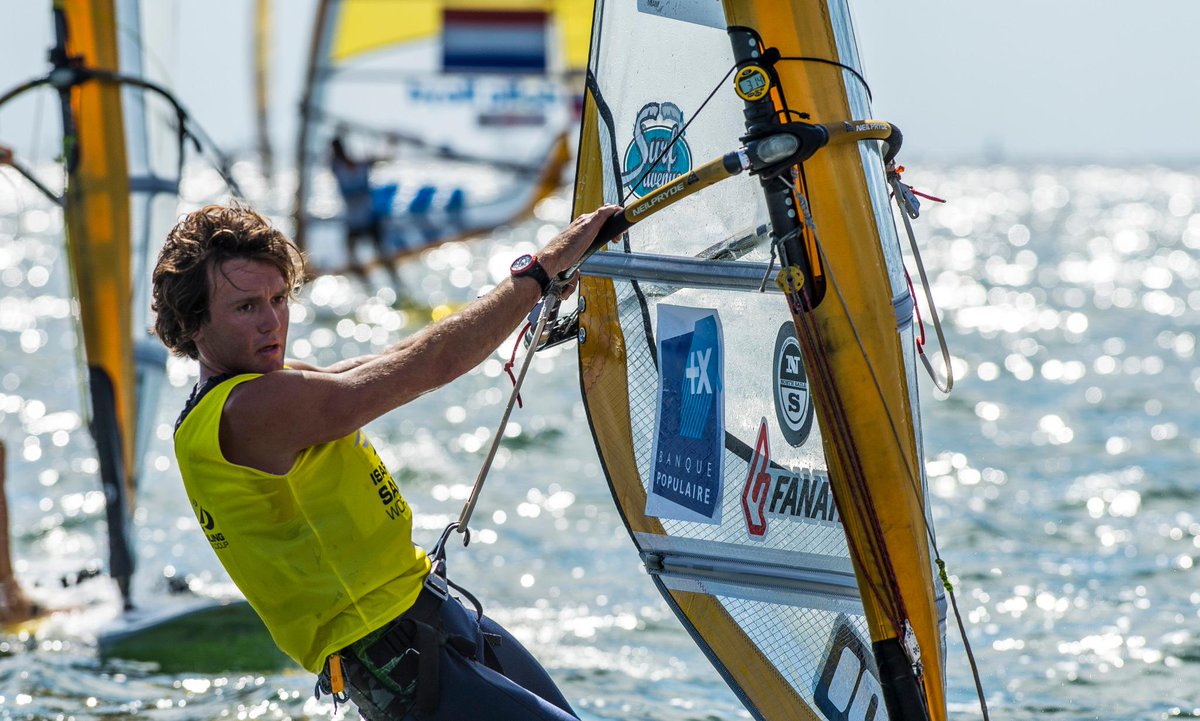 ScanVoile's tweet photo. #SWCMiami2015 / L'argent pour Goyard, le bronze pour Besson Riou #RSX #Nacra17 Images ISAF http://t.co/vD8OkLnWvl http://t.co/40fSnOlFhQ