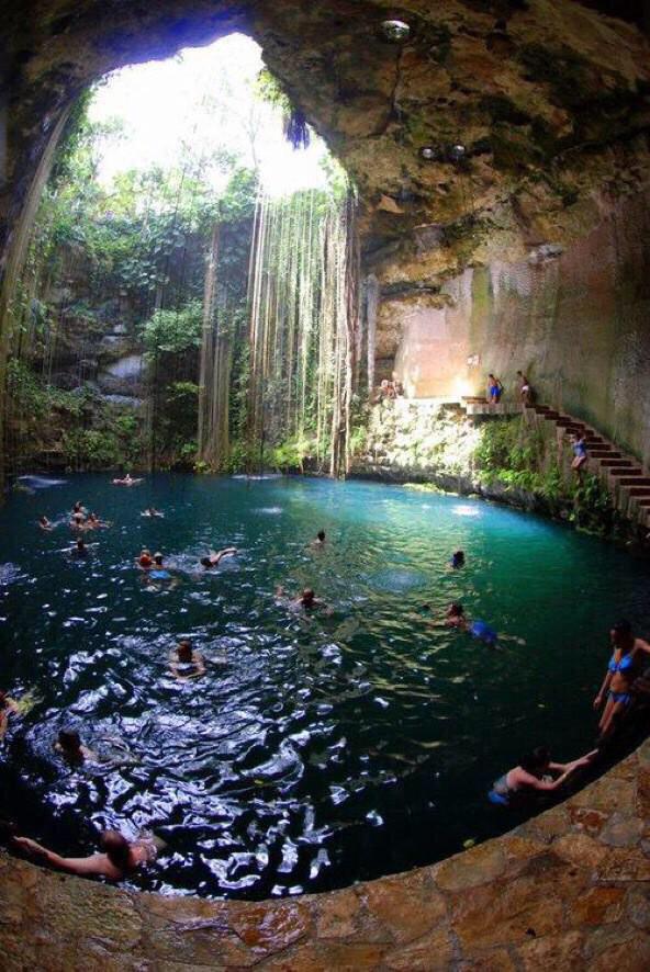 ChiIIVlbes's tweet photo. Hidden Beaches tho 😍👌 http://t.co/l8AAIPUEhT